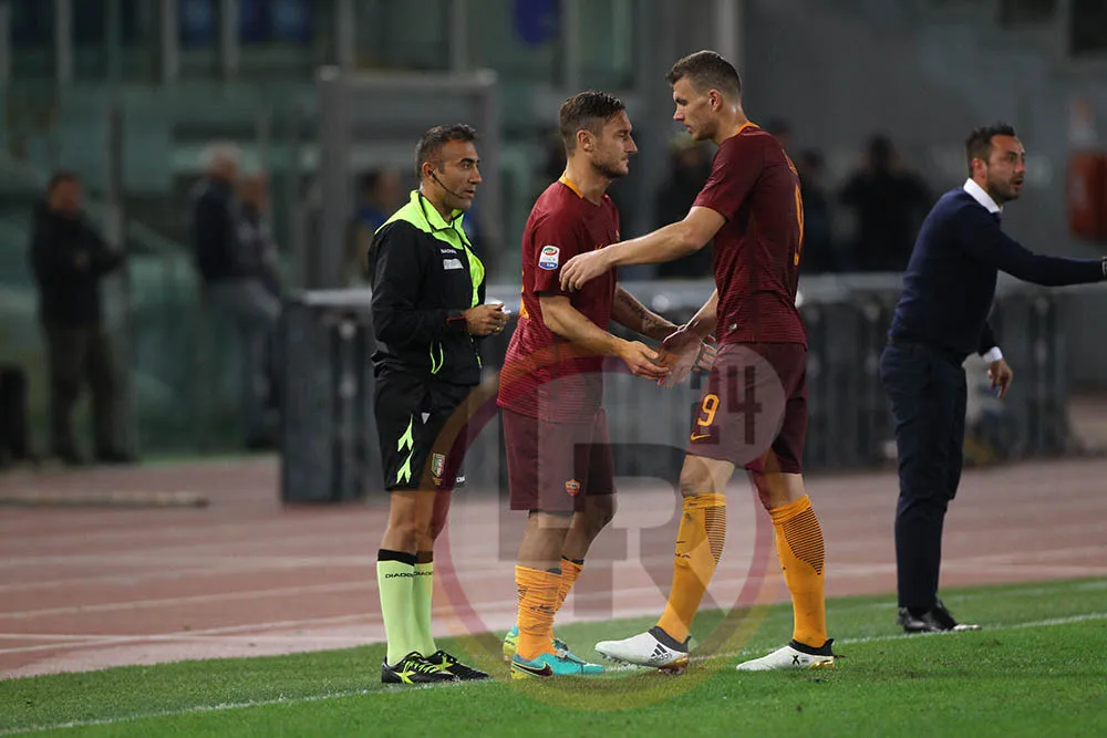 totti dzeko cambio
