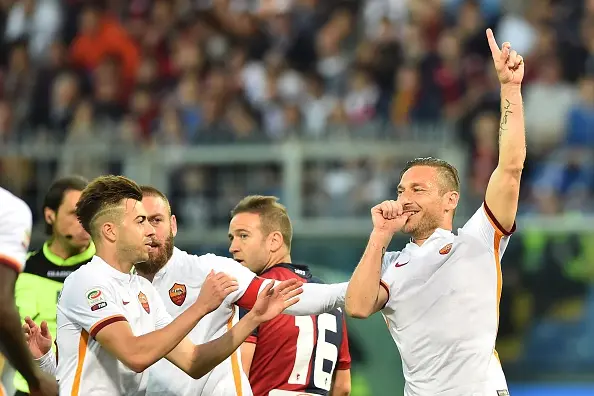 totti esulta el shaarawy genoa roma