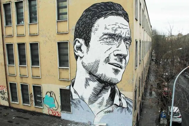 totti murales pascoli