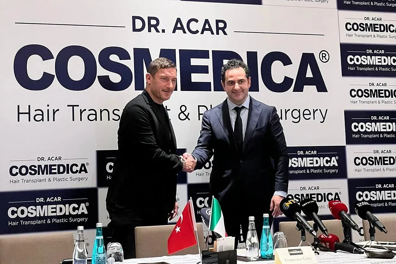 totti trapianto pubblicita