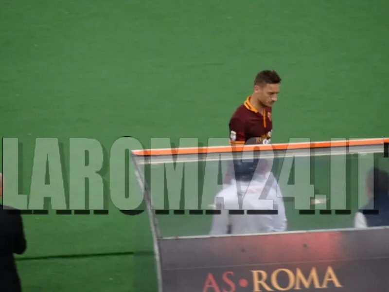 totti va in panchina