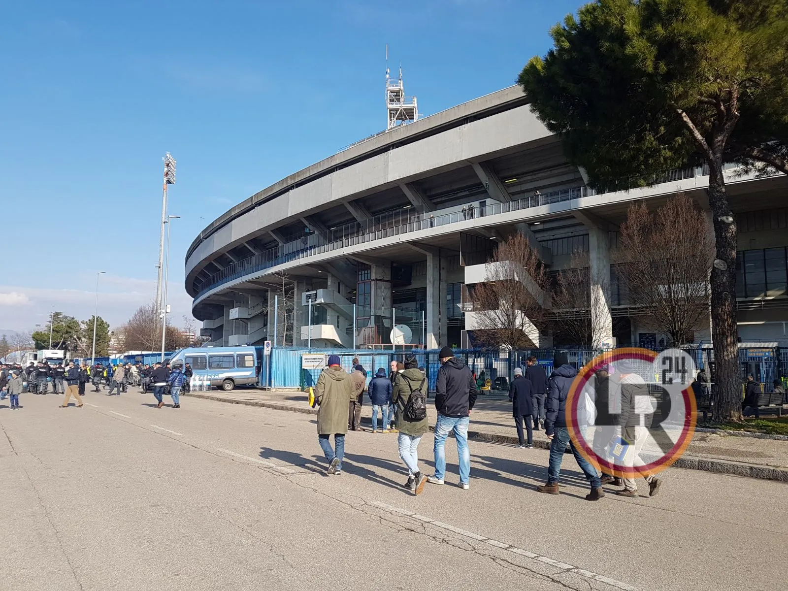 verona roma stadio esterno