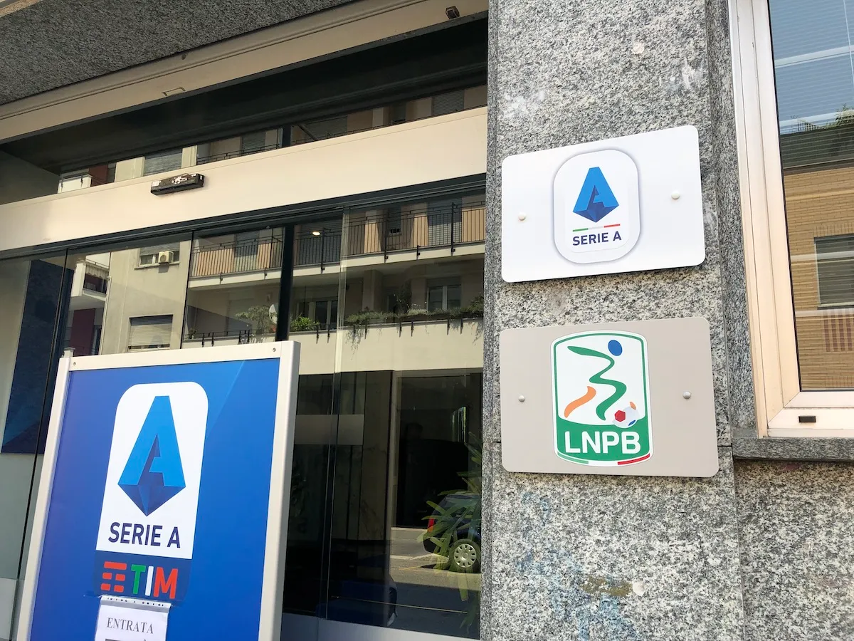 via rosellini lega ingresso