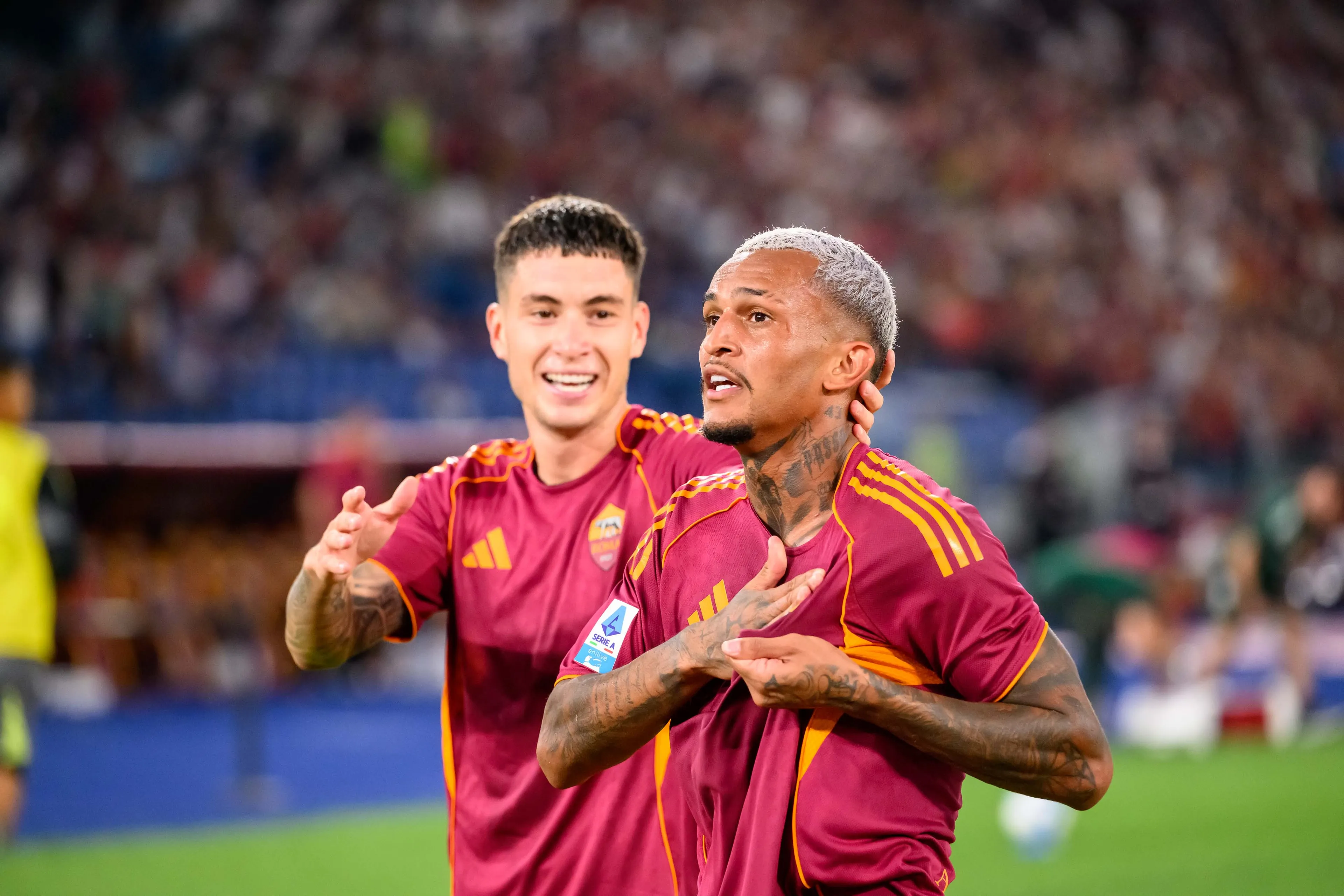 wesley esultanza roma bologna 2 1