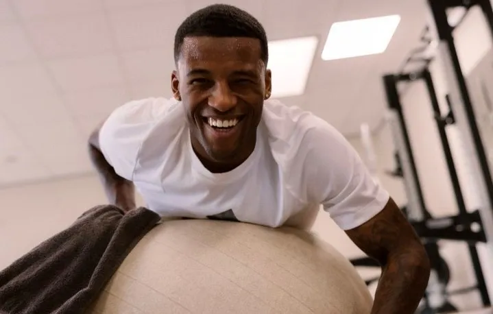wijnaldum allenamento instagram
