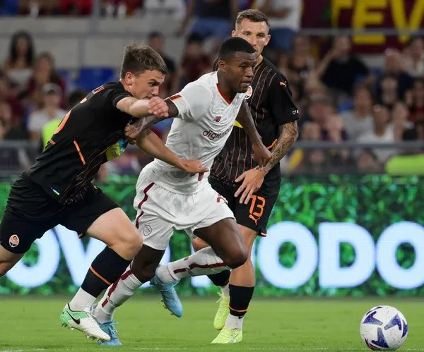 wijnaldum roma shakhtar donetsk