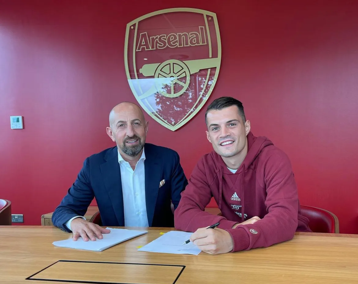 xhaka rinnovo