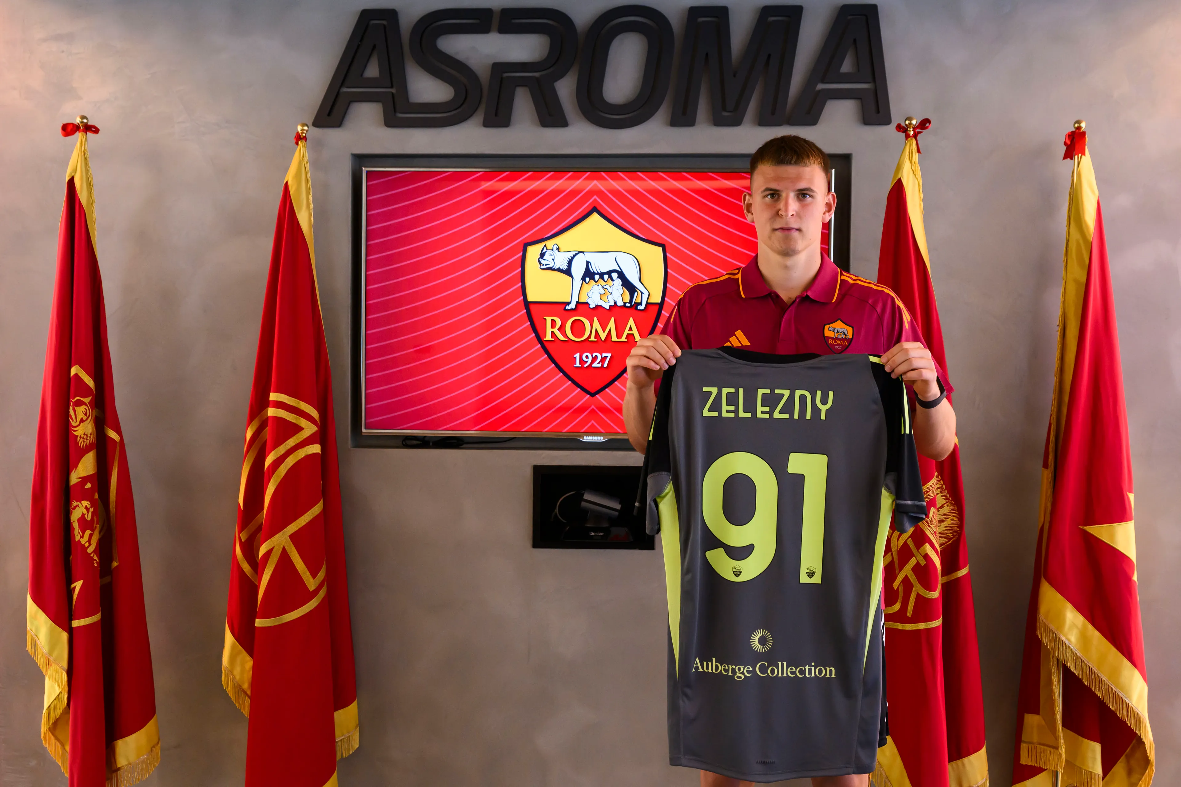 zelezny ufficiale