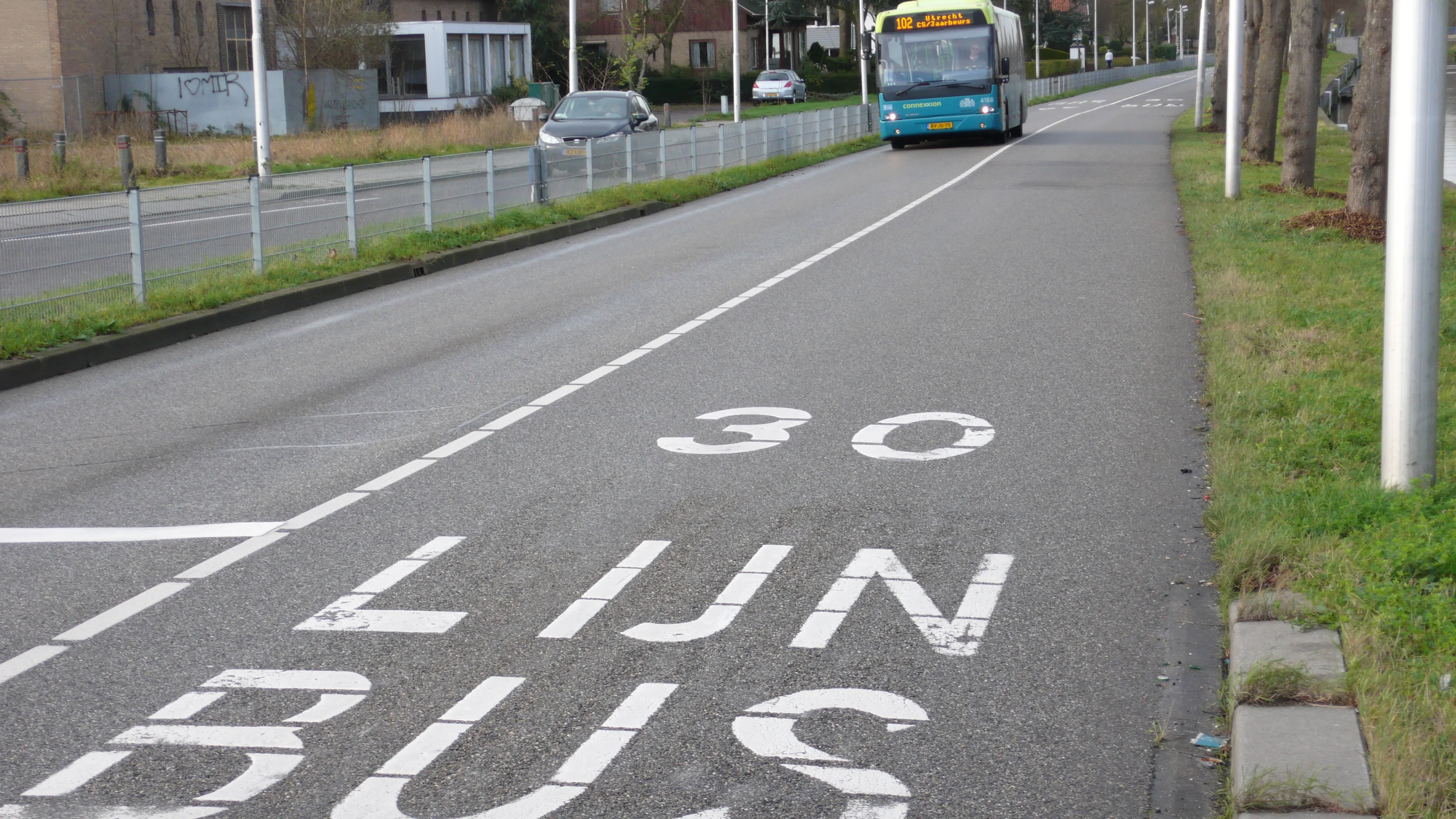 busbaan met bus