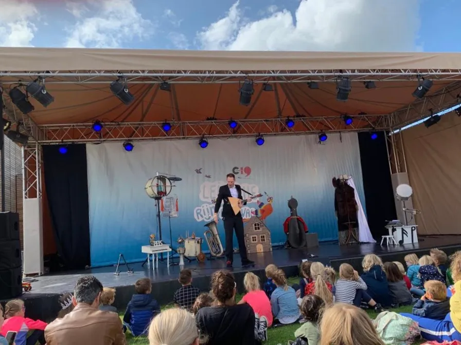 de9d9f6a ff49 4671 ad8c b02dcaac3de0