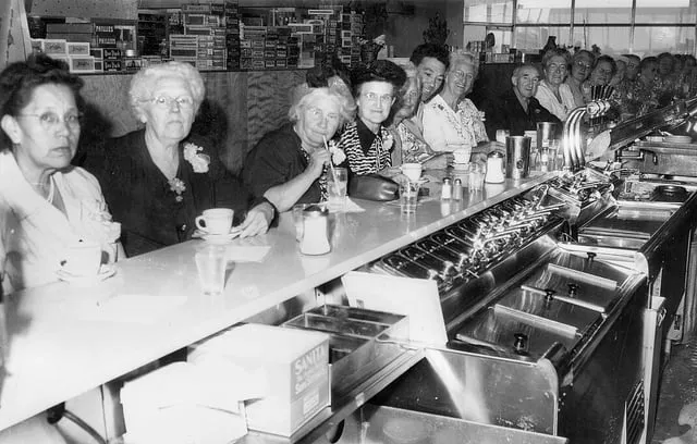 9496508260 1e245efe0c z