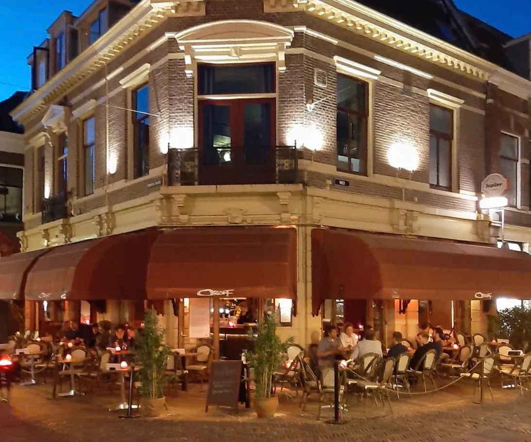 a80a592a 3d94 4cf7 8dd6 fcd3515e1686