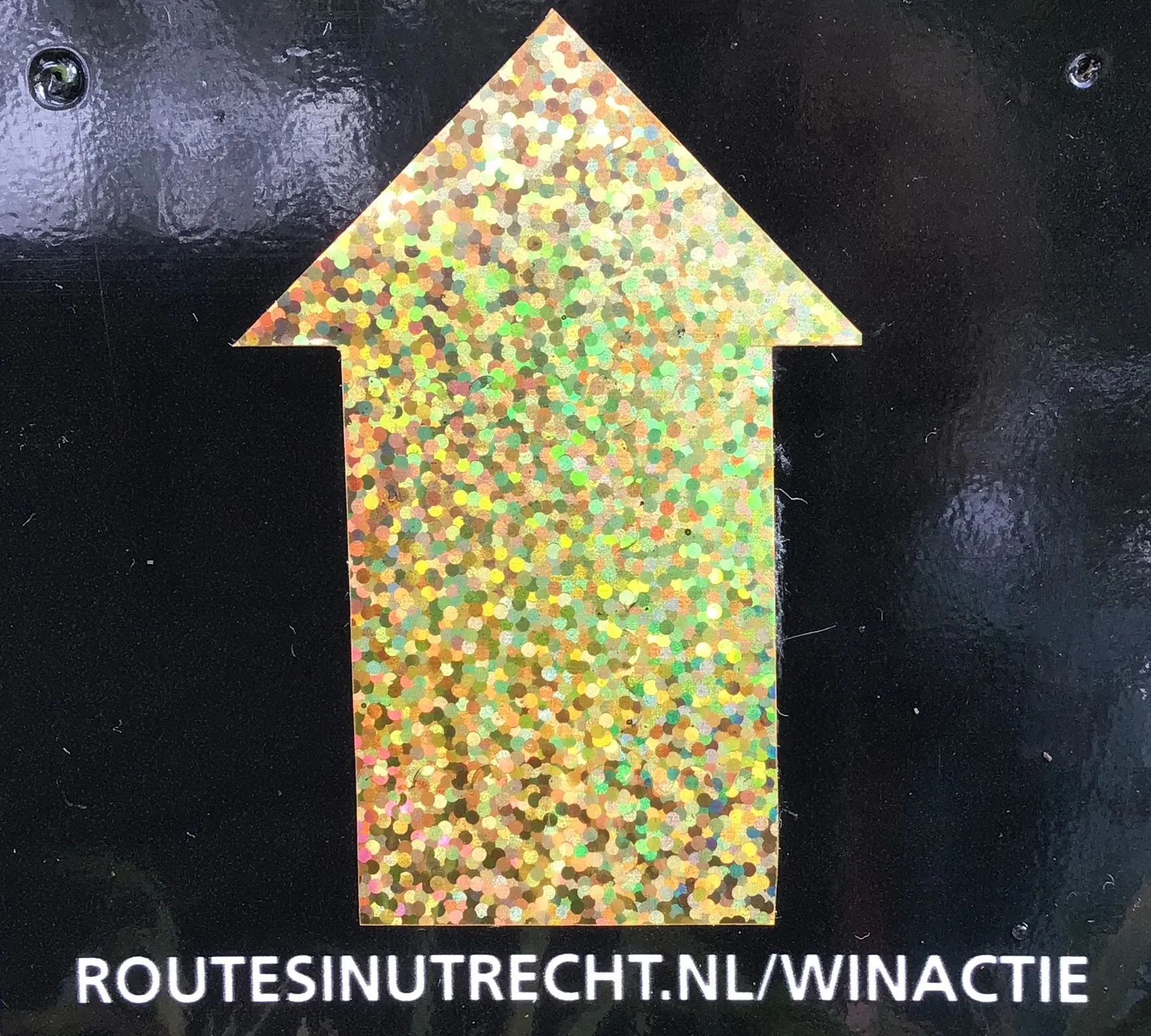 gouden routepijl uitsnede
