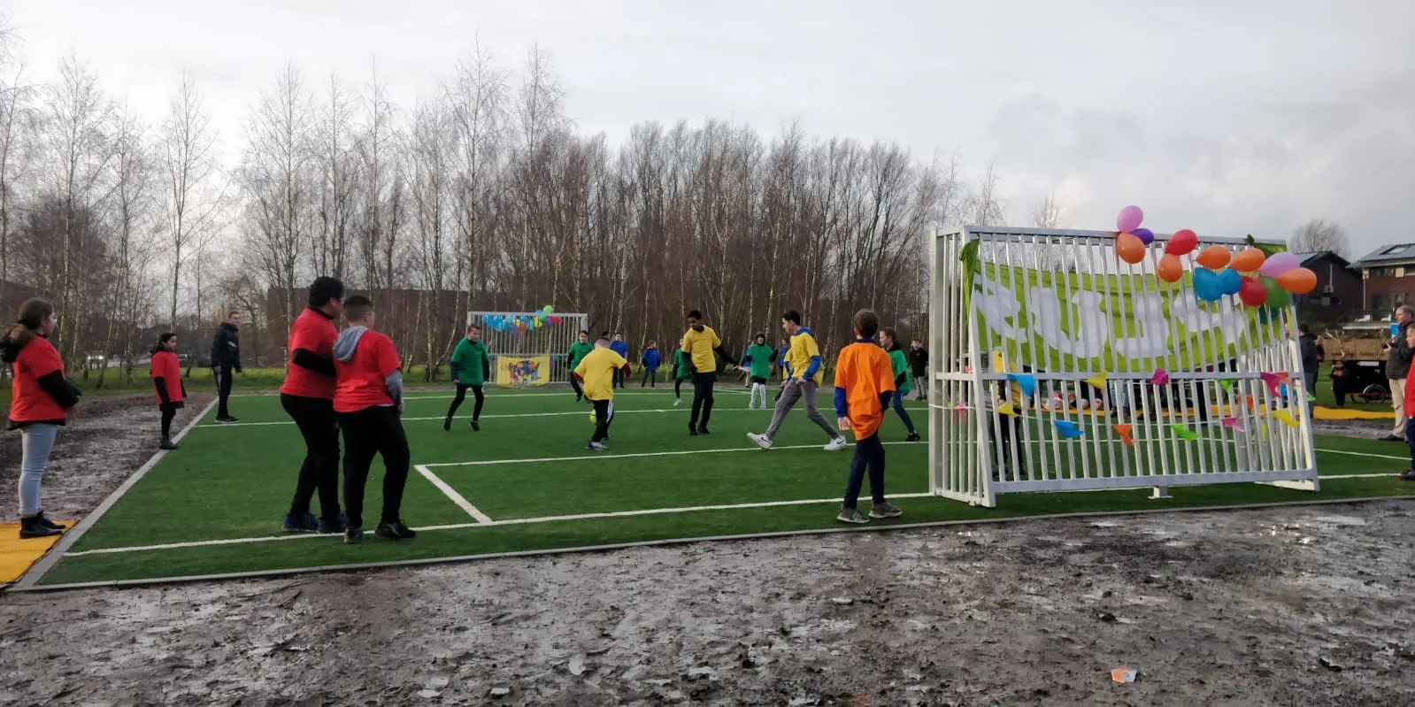 opening kunstgrasveld b plein 1