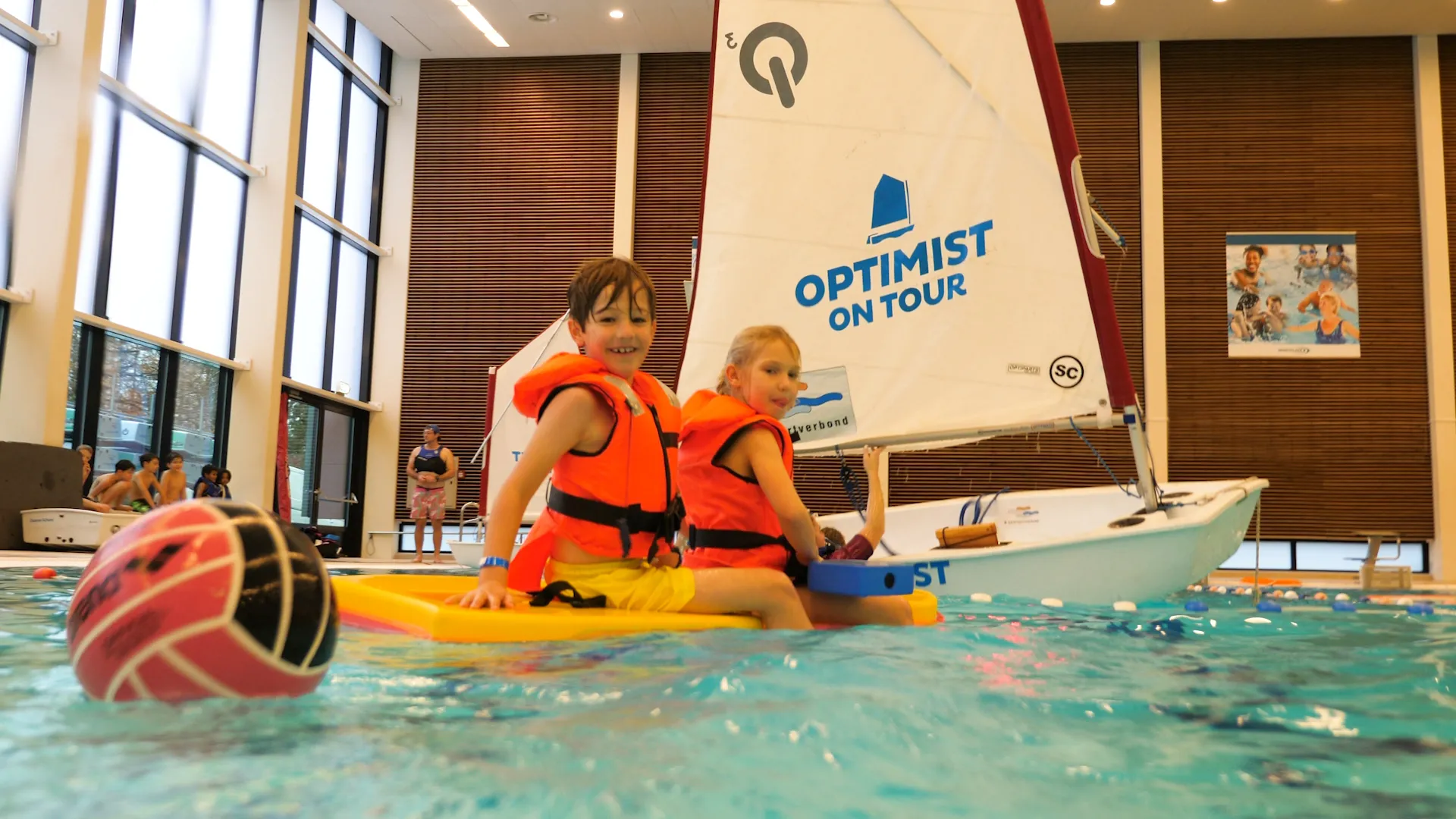 optimist on tour in zwembad safari 4