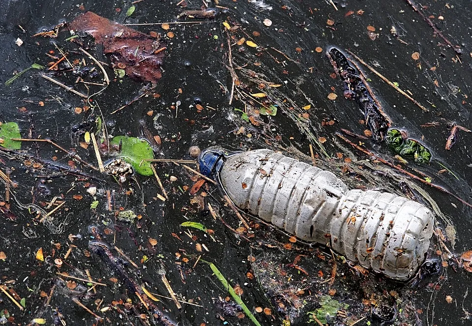 plastic fles