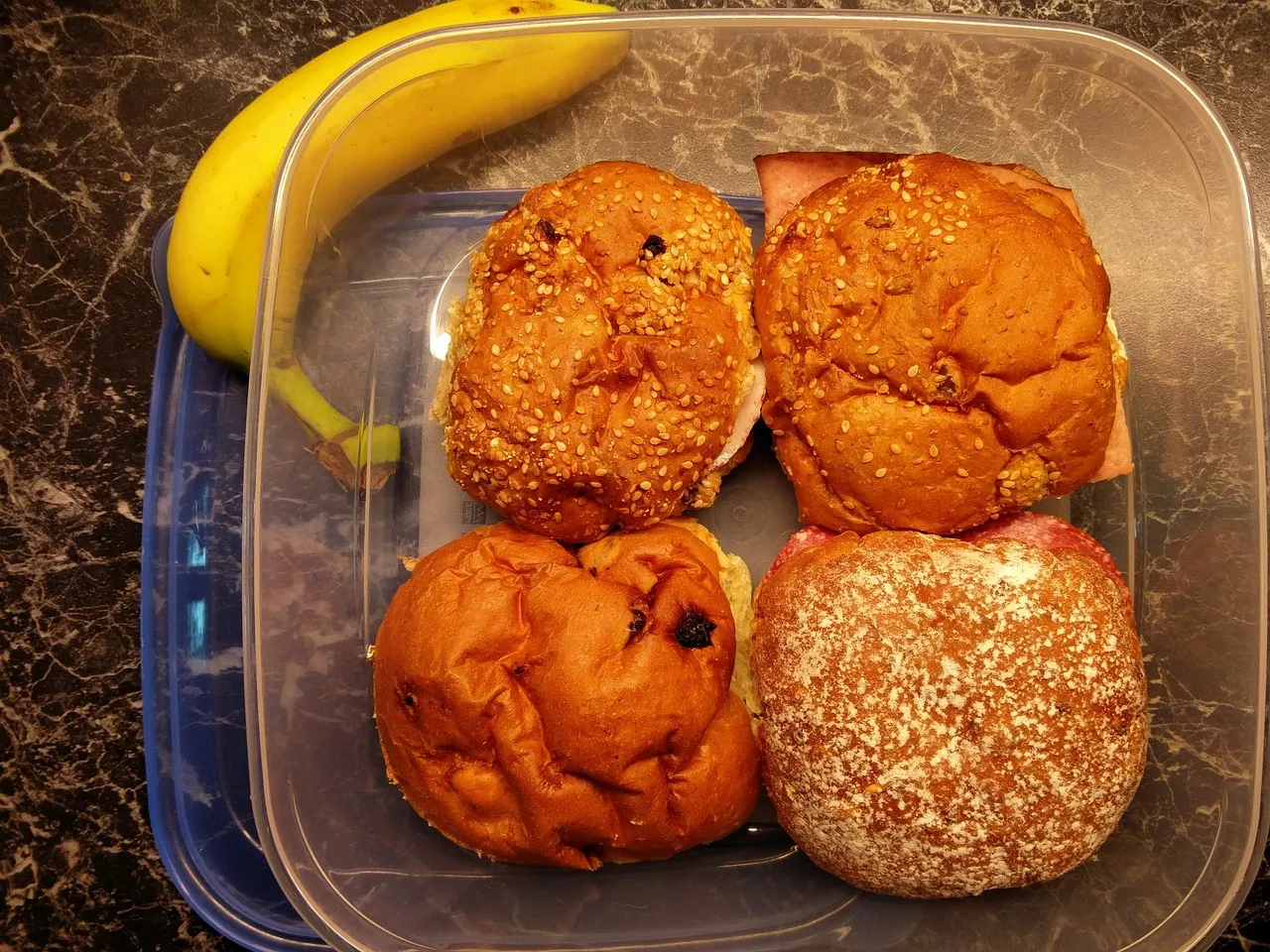 broodtrommel carin peters via pixabay