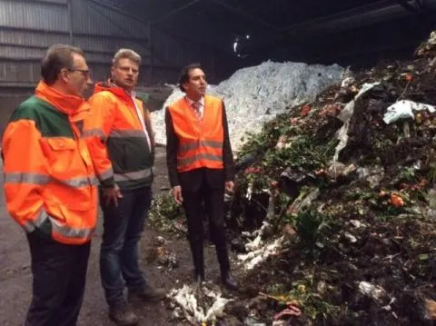 gedeputeerde lodders op bezoek