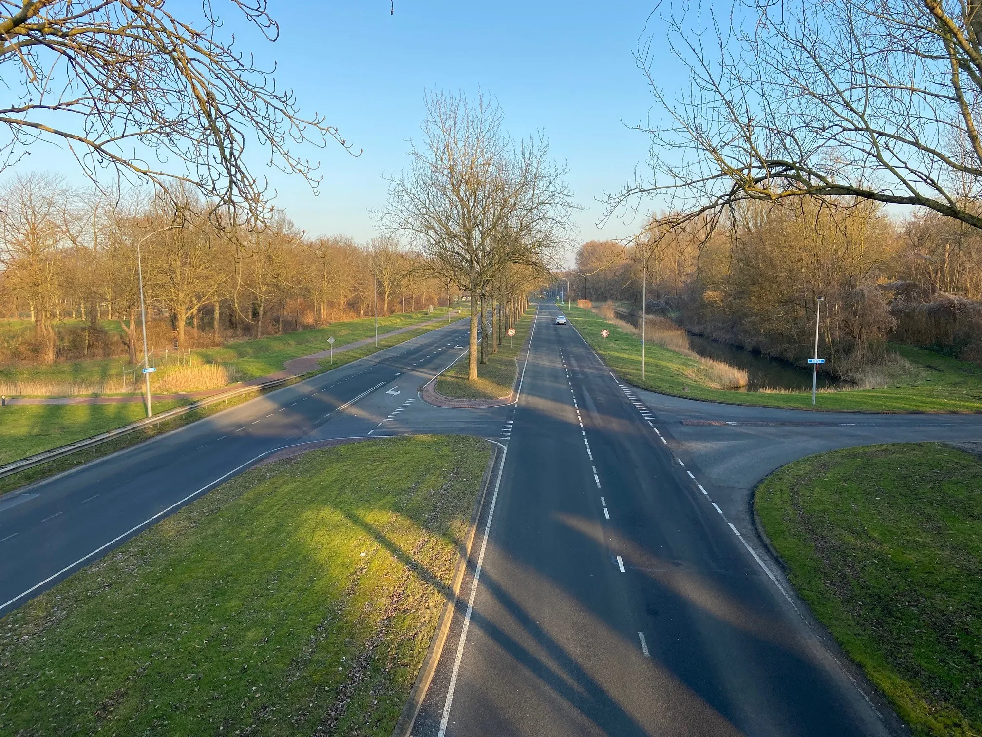 houtribdreef kruising oostranddreef tot aan de badweg
