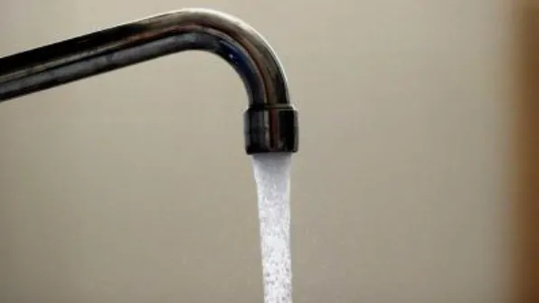 kraanwater lekkage1jpg