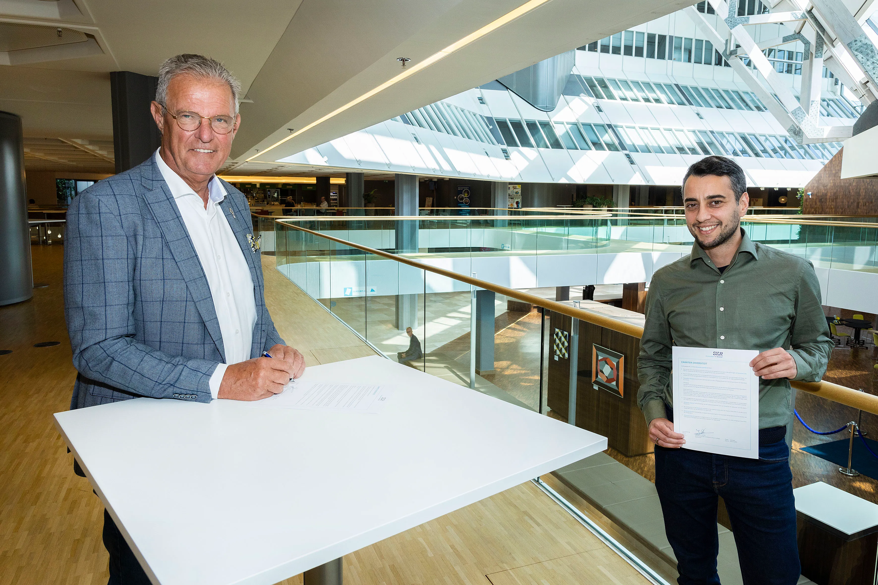 ondertekening diversiteit in bedrijf