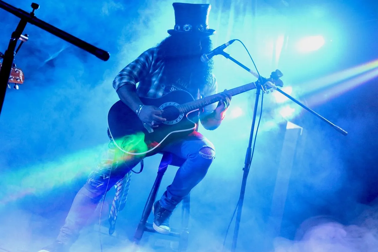 rock n roll alejandro alvarino via pixabay