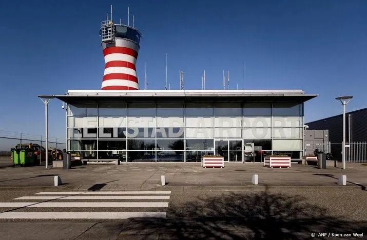 topman schiphol lelystad airport gaat open