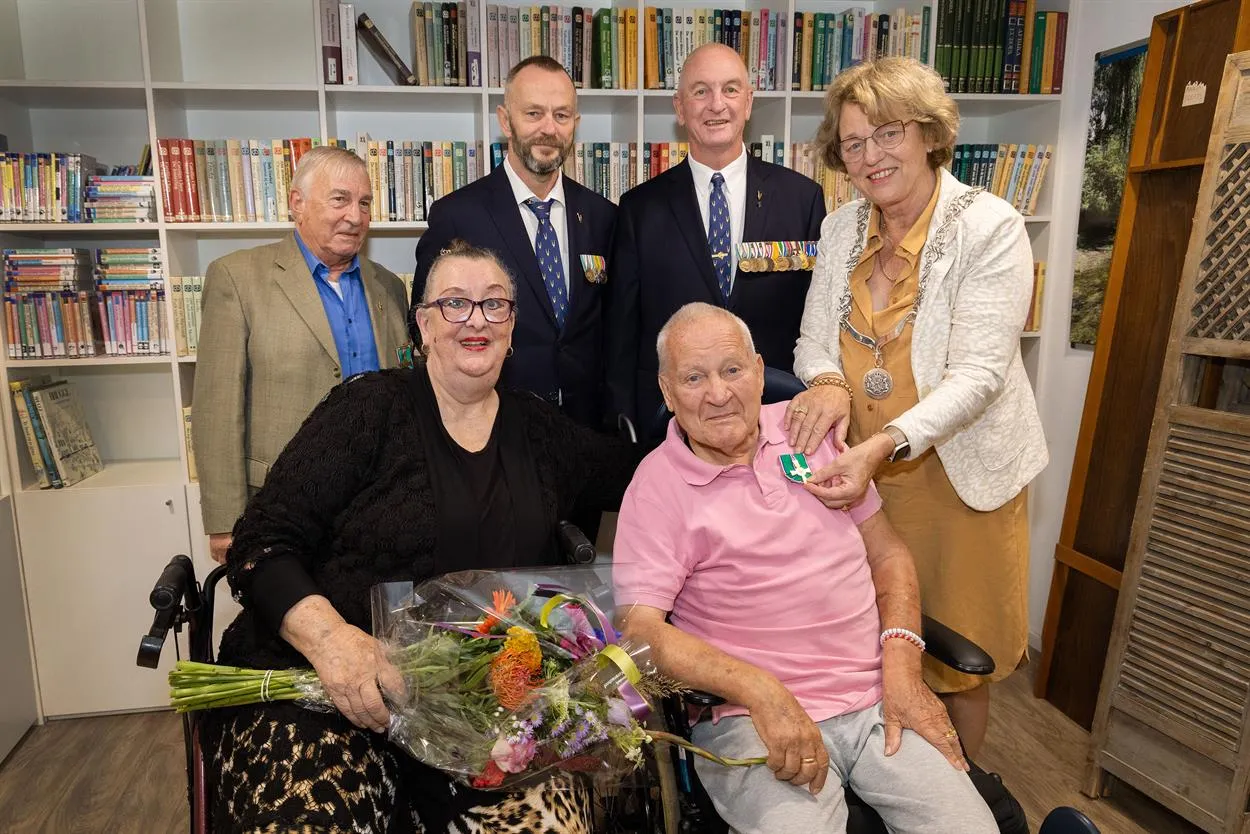 uitreiking militaire medaille