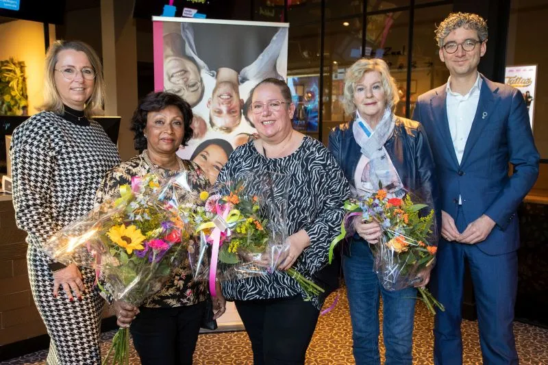 vrijwilligers in het zonnetje