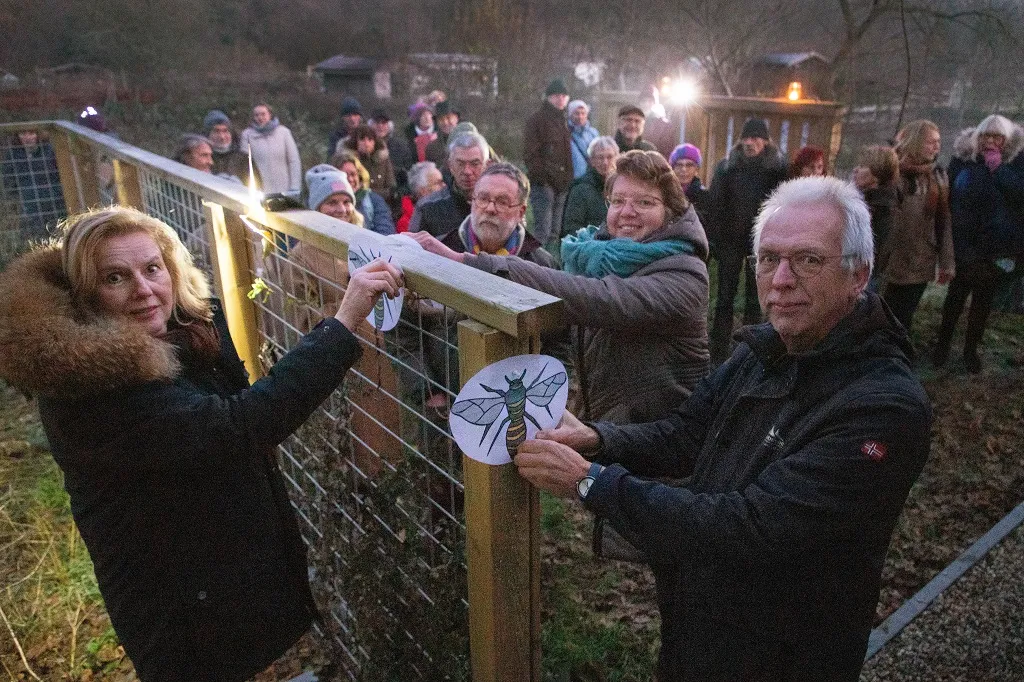 wethouder kruis bijenstal
