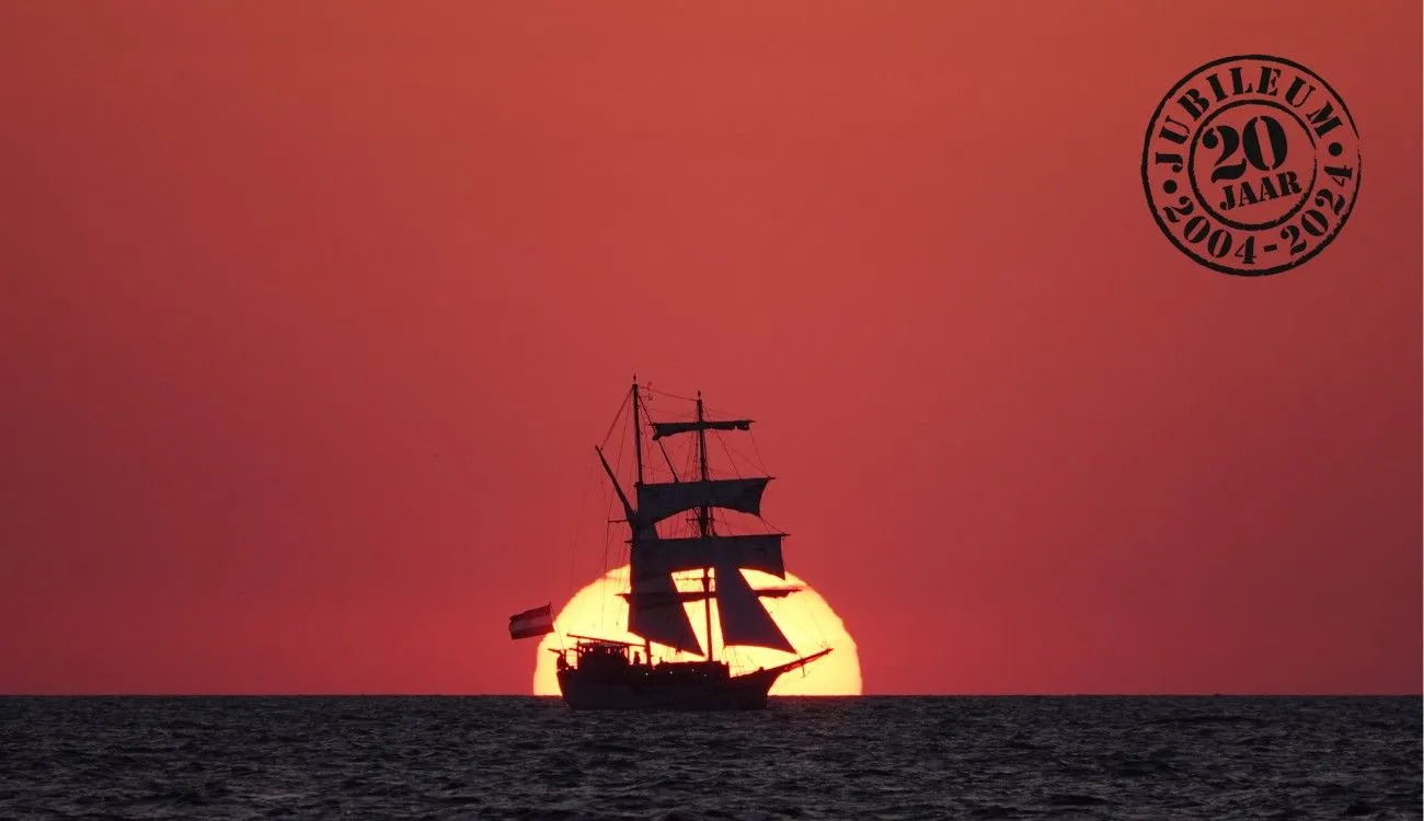 zeilschip bounty sunset 20 jaar zeilschip bounty
