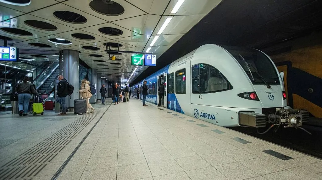 nachttrein arriva gem lelystad