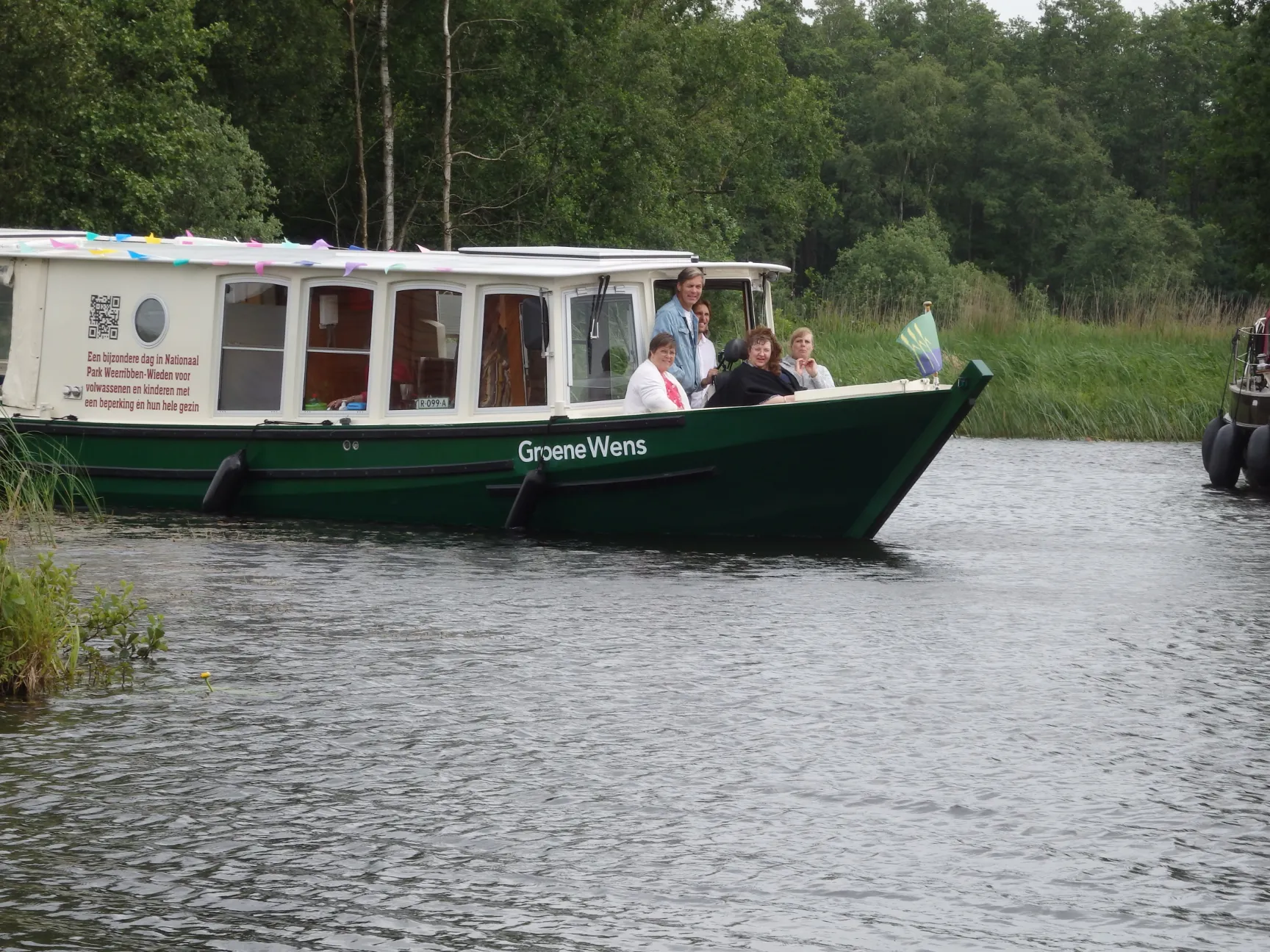 gwb 750e vaartocht familie van wees voorop de boot roelof huls