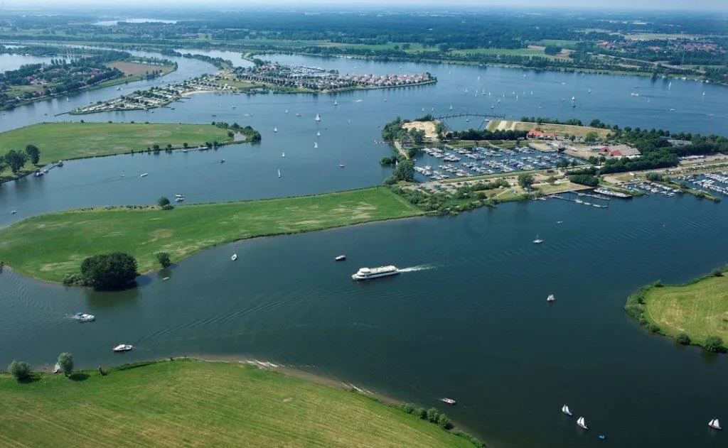 061 maasplassen