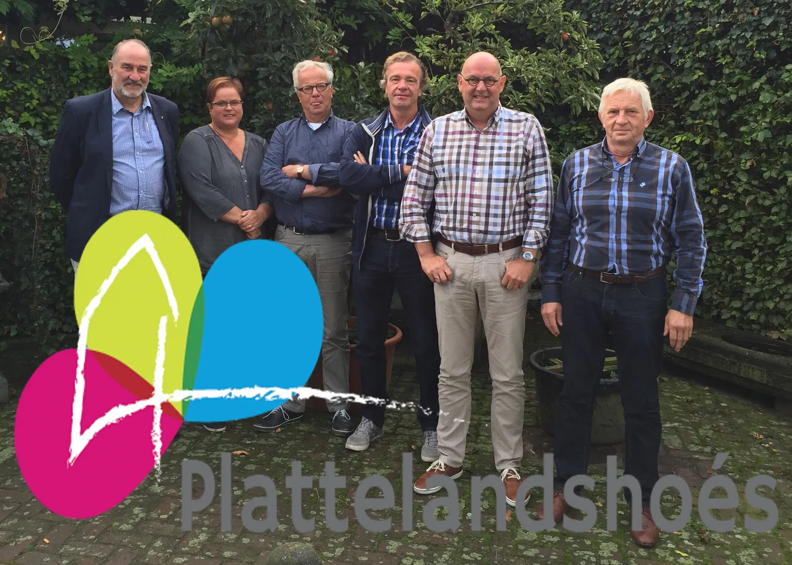 15 09 14 03 bestuur per 14 09 2015 met logo bewerkt 2