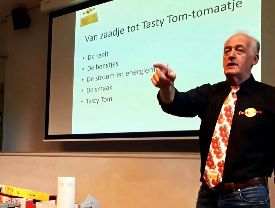 32818031 1910403275671800 4278223447600922624 n