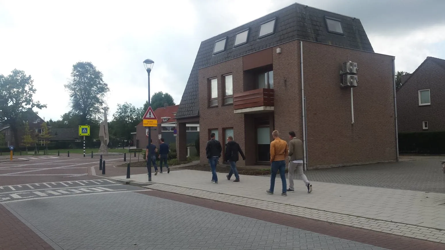 41302537 516512272145036 7384412588559302656 n