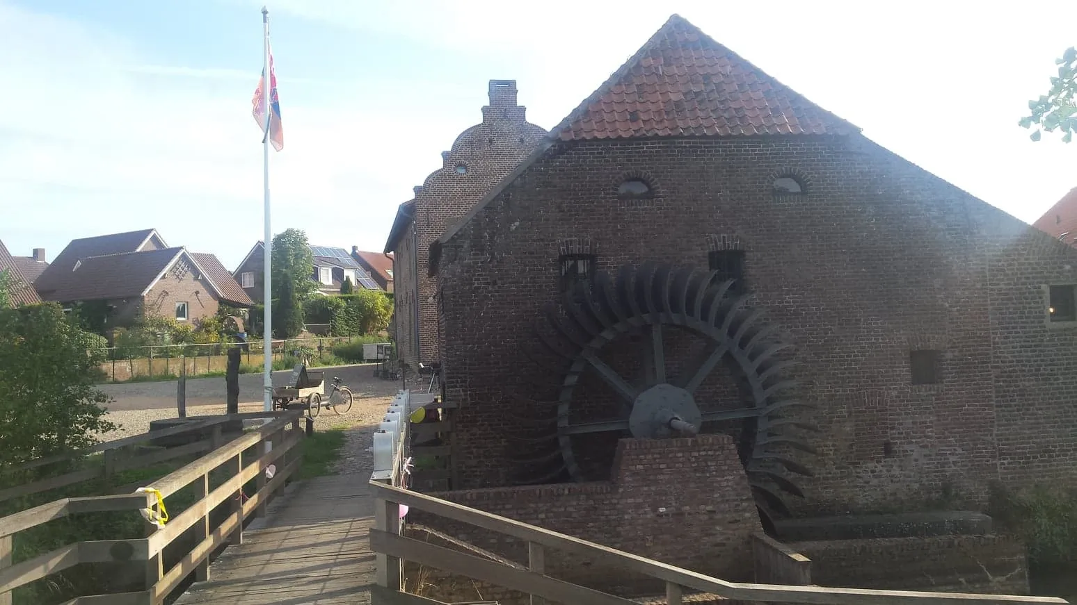 42994788 2106135872971637 4417277970201182208 n