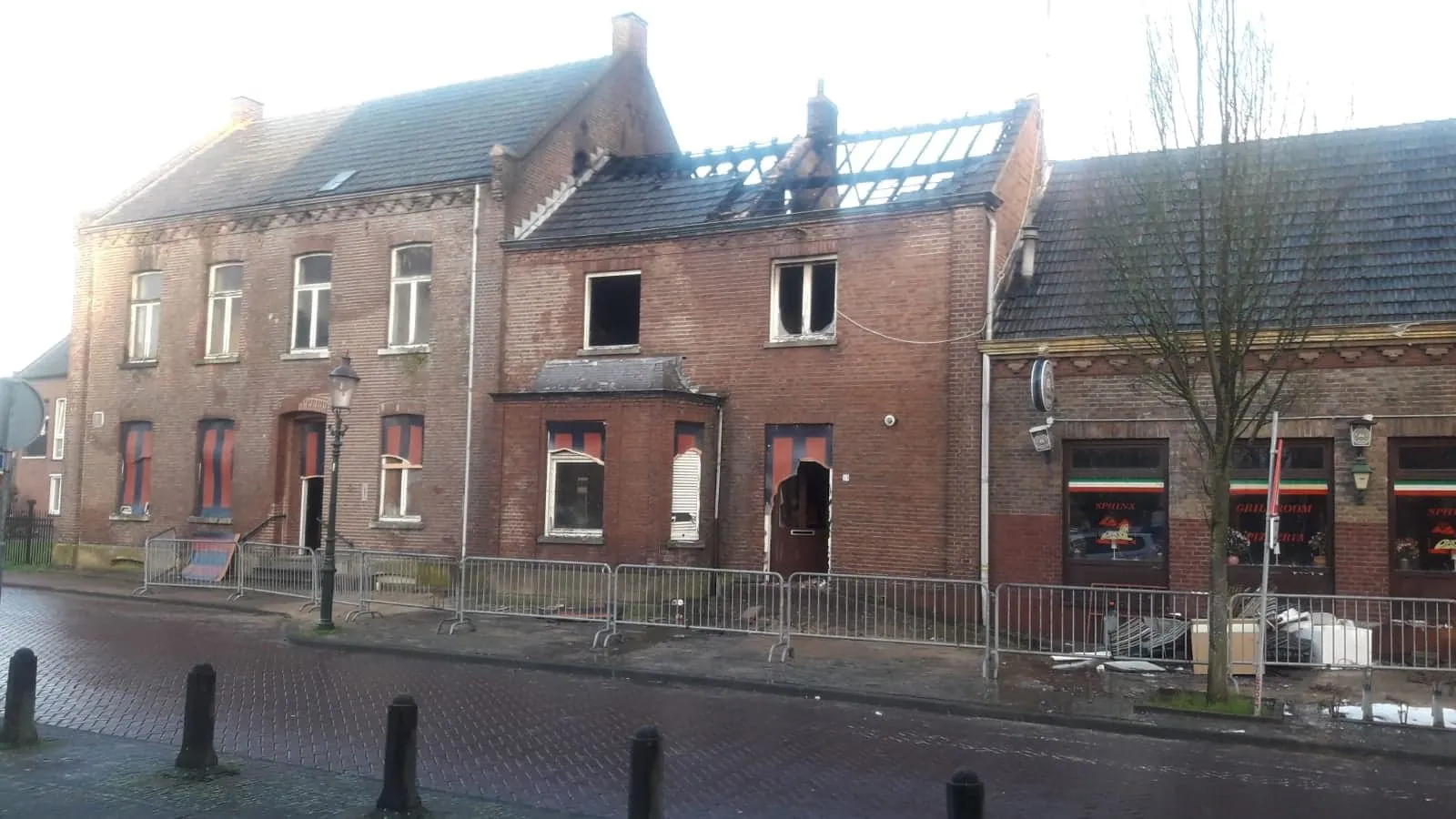 88124618 596062087610618 1013297164400459776 n