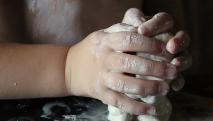 handjes klei 715x408