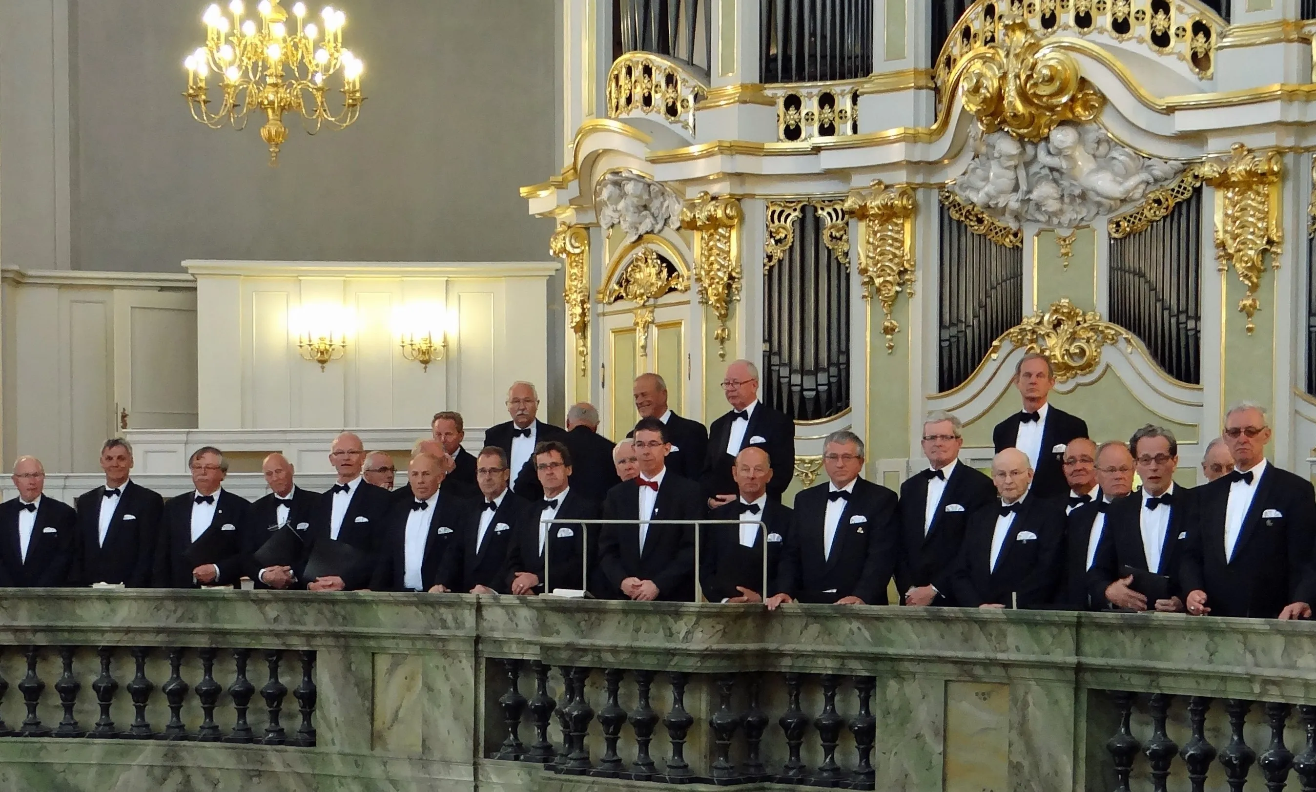 leudalzangers voor het silbermann orgel 00000002