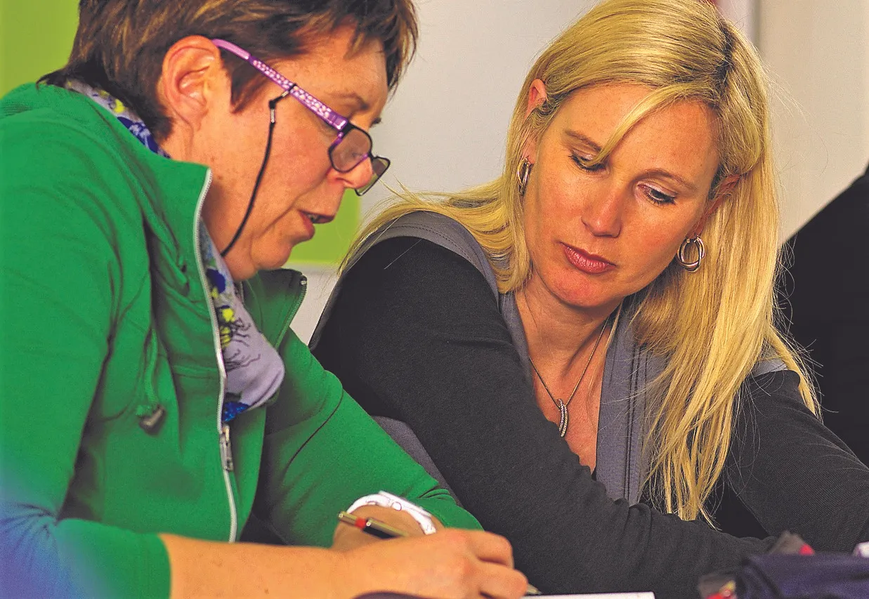 meeting ge1b59054e 1920