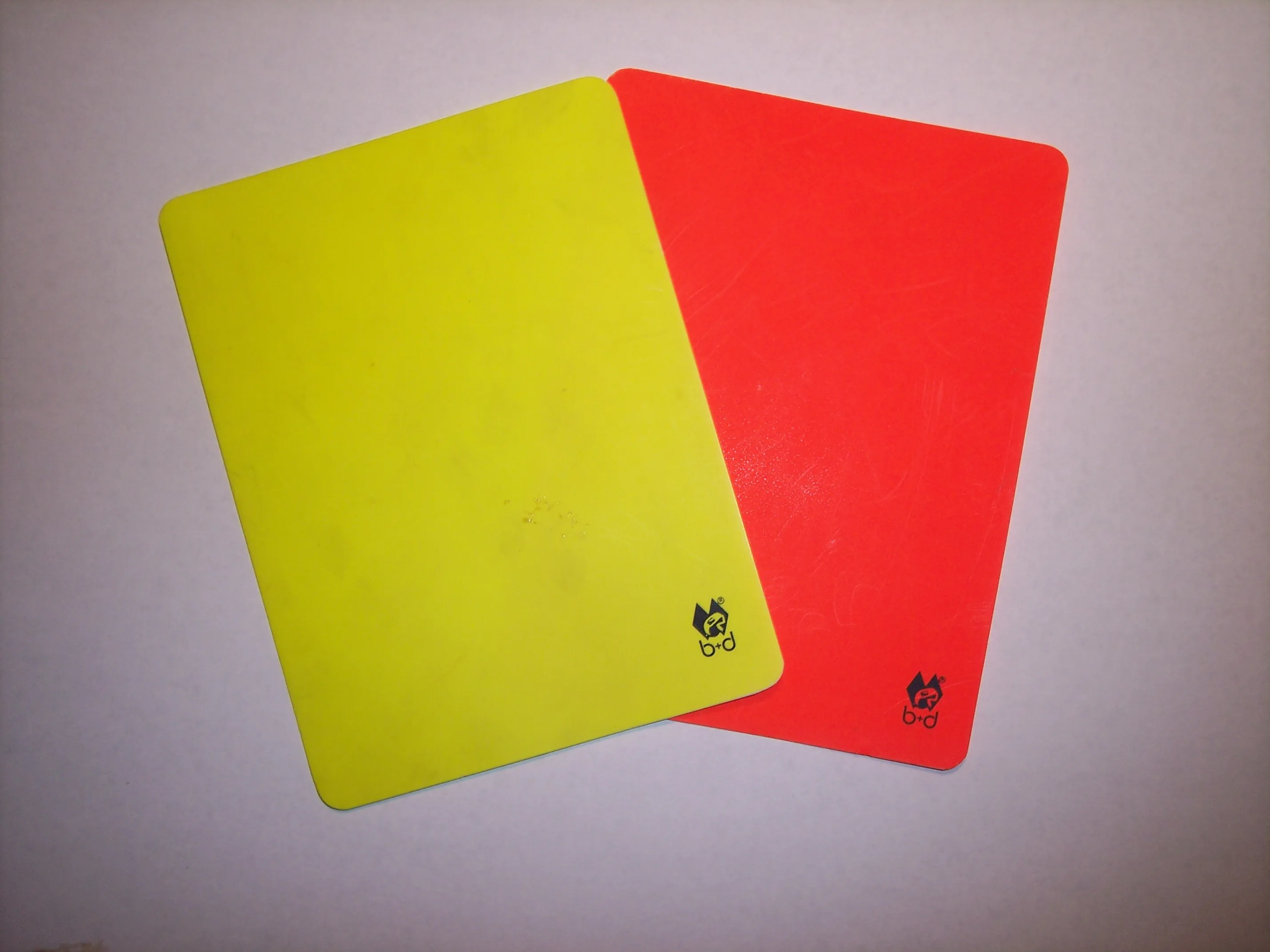 rot und gelb fuc39fball red and yellow card soccer