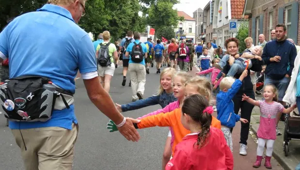 a8ean9nif4ki4l2y7r8aw1oyn 1 309