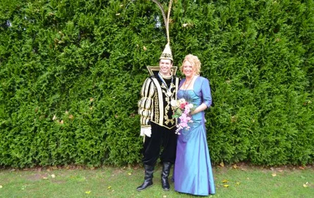 f7wgdfvwnq0qy2pqqtz8yvlir 1 834