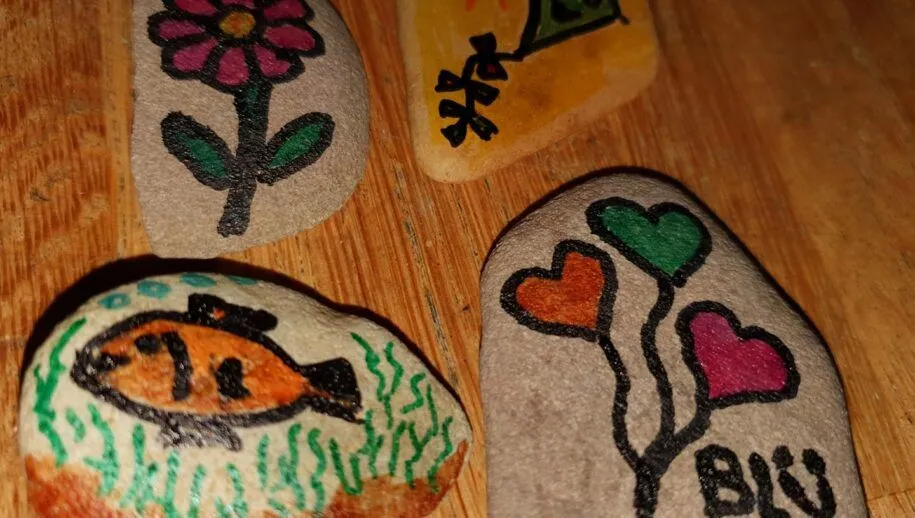 happy stones elly de wit 915x518 1