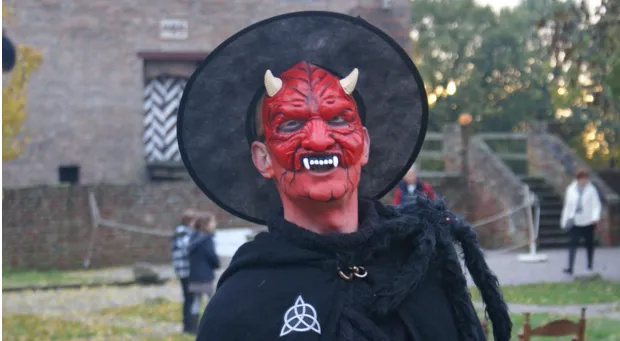 htusk00c51nifysigt4n94e6n halloween