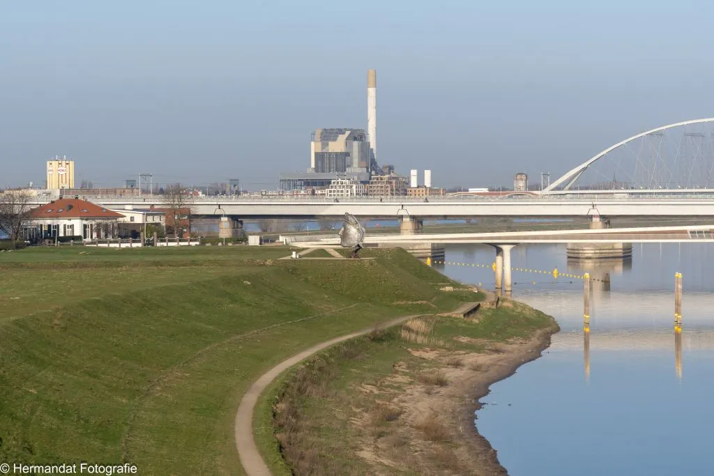 ivnrijnwaalveur lent 7986