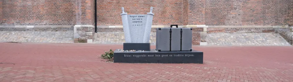 joodsmonumentarnhemfotobreed