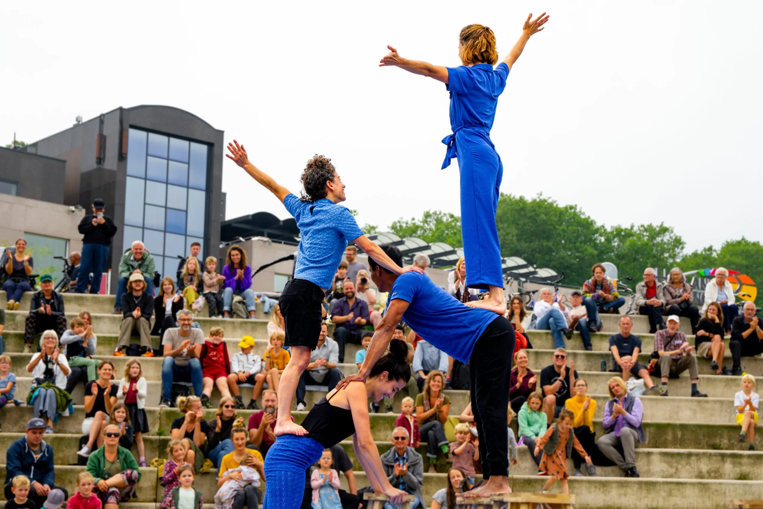 lb 1709 straattheater 7 scaled